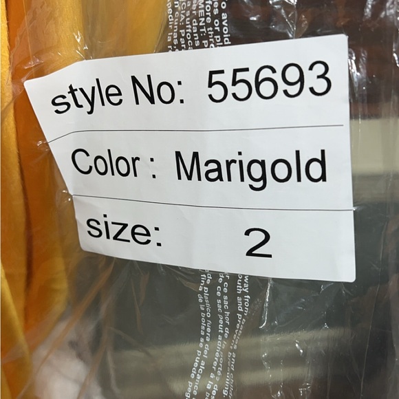 Mac Duggal‎ Marigold Maxi in Size 2 $398 NWT - Picture 5 of 5